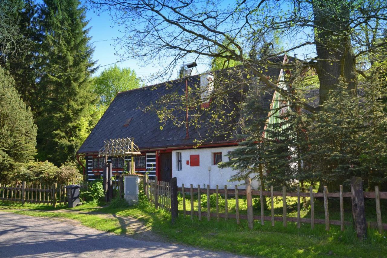 Chalupa Bumbalka Villa Mnisek Exterior photo